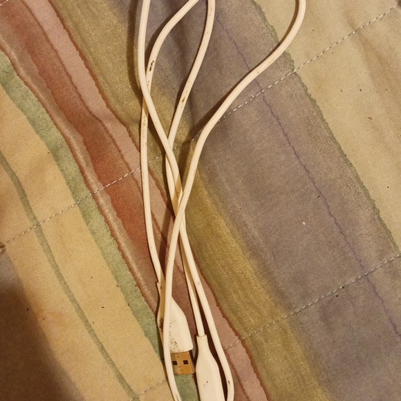 USB car charger plus cord - Picture 4 of 4